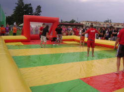 Multifunkční skákací hřiště Džungle – pronájem atrakcí Vinelan