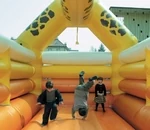 Dětské atrakce Vinelan – skákací atrakce